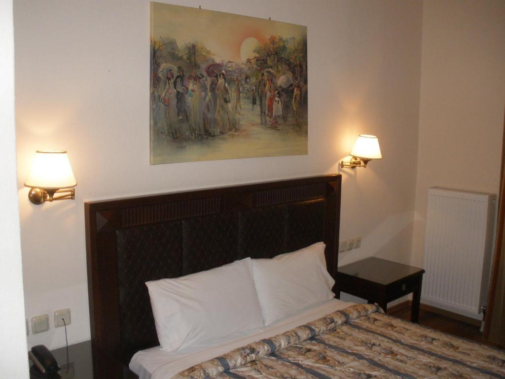 Double Room,63217921:JPEG