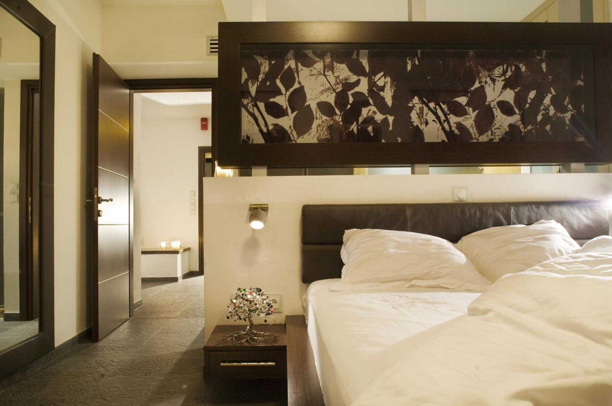 Deluxe Suite,1296809455:JPEG