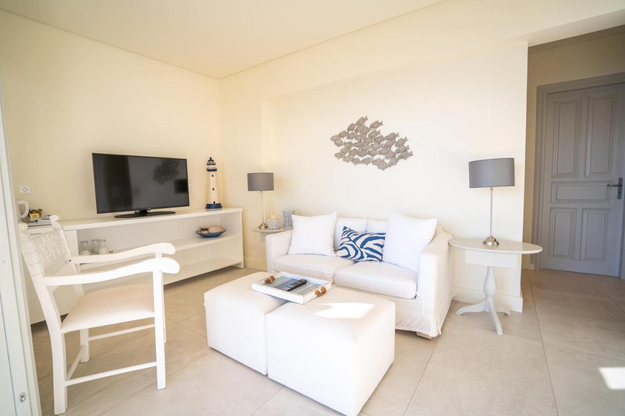 Two-Bedroom Suite,1362421565:JPEG