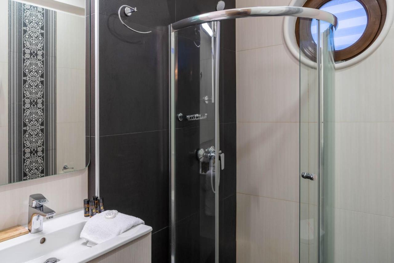 Superior Double Room,918256873:JPEG