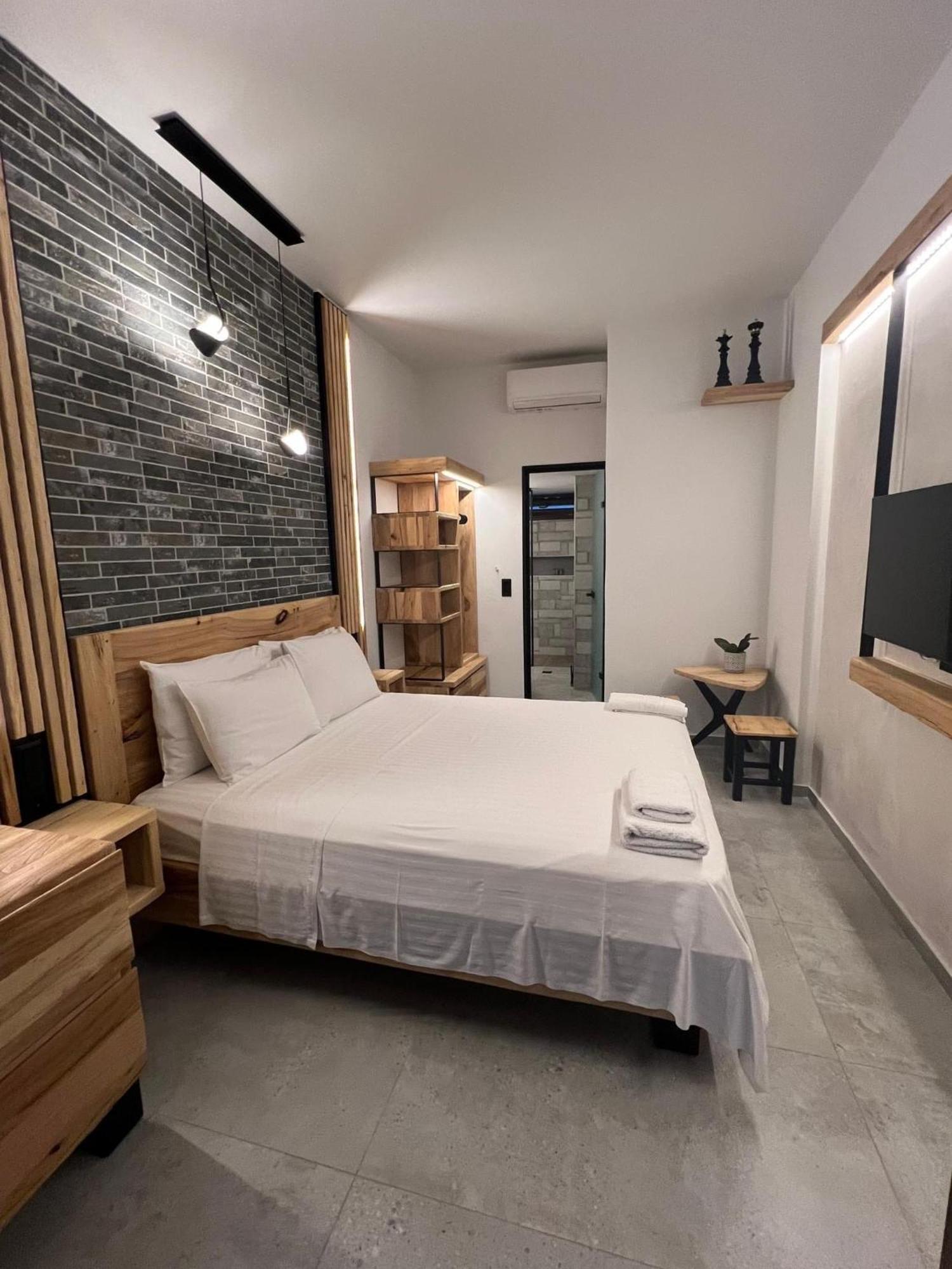 Deluxe Zimmer mit Kingsize-Bett