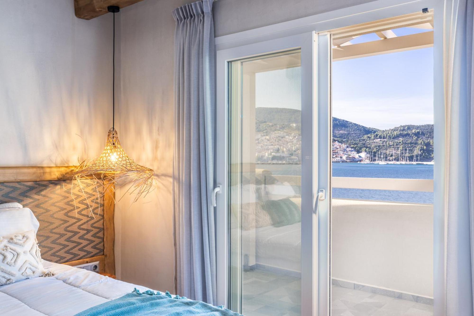 Deluxe Suite Sea View