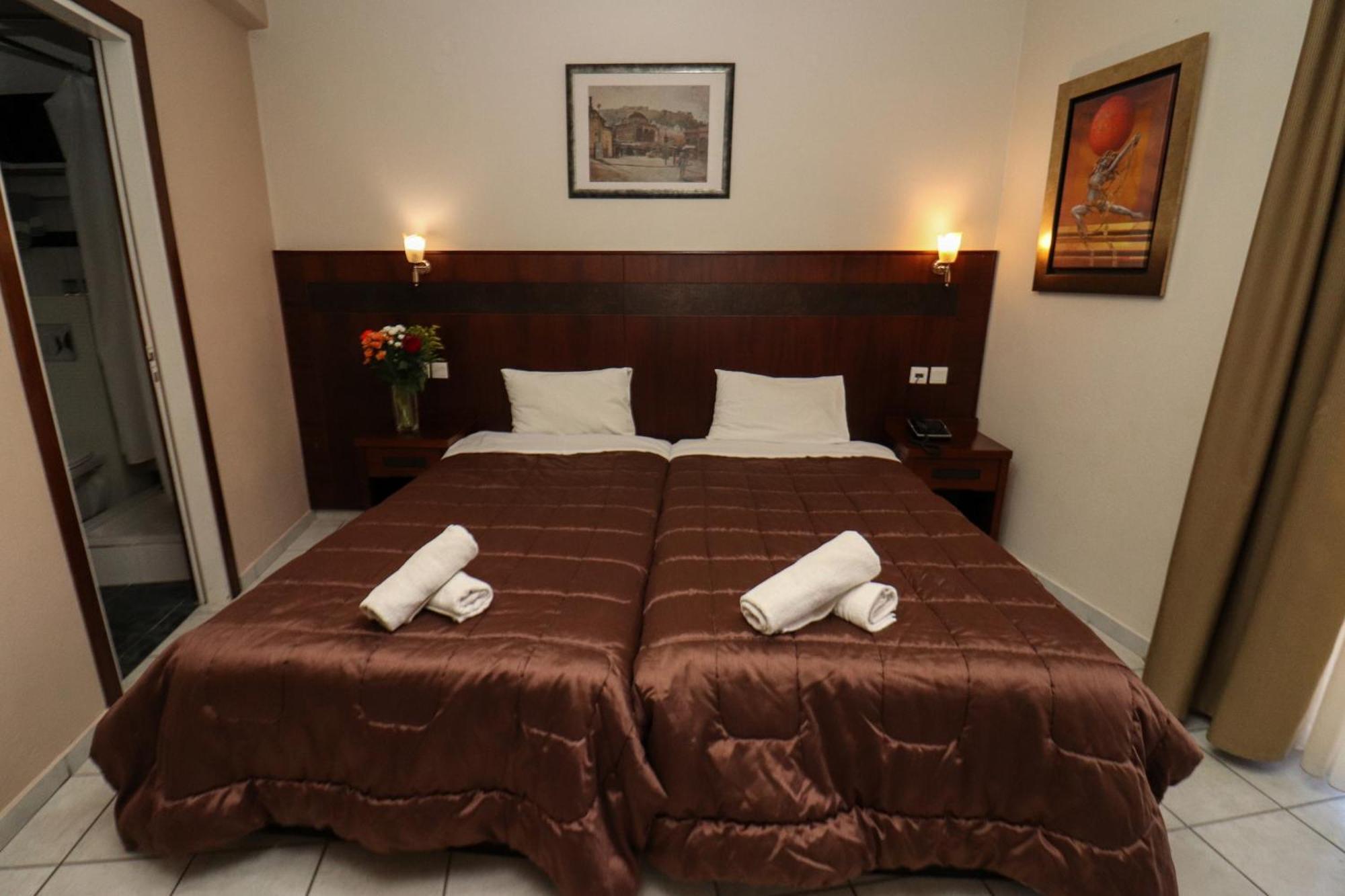 Double or Twin Room Bathroom