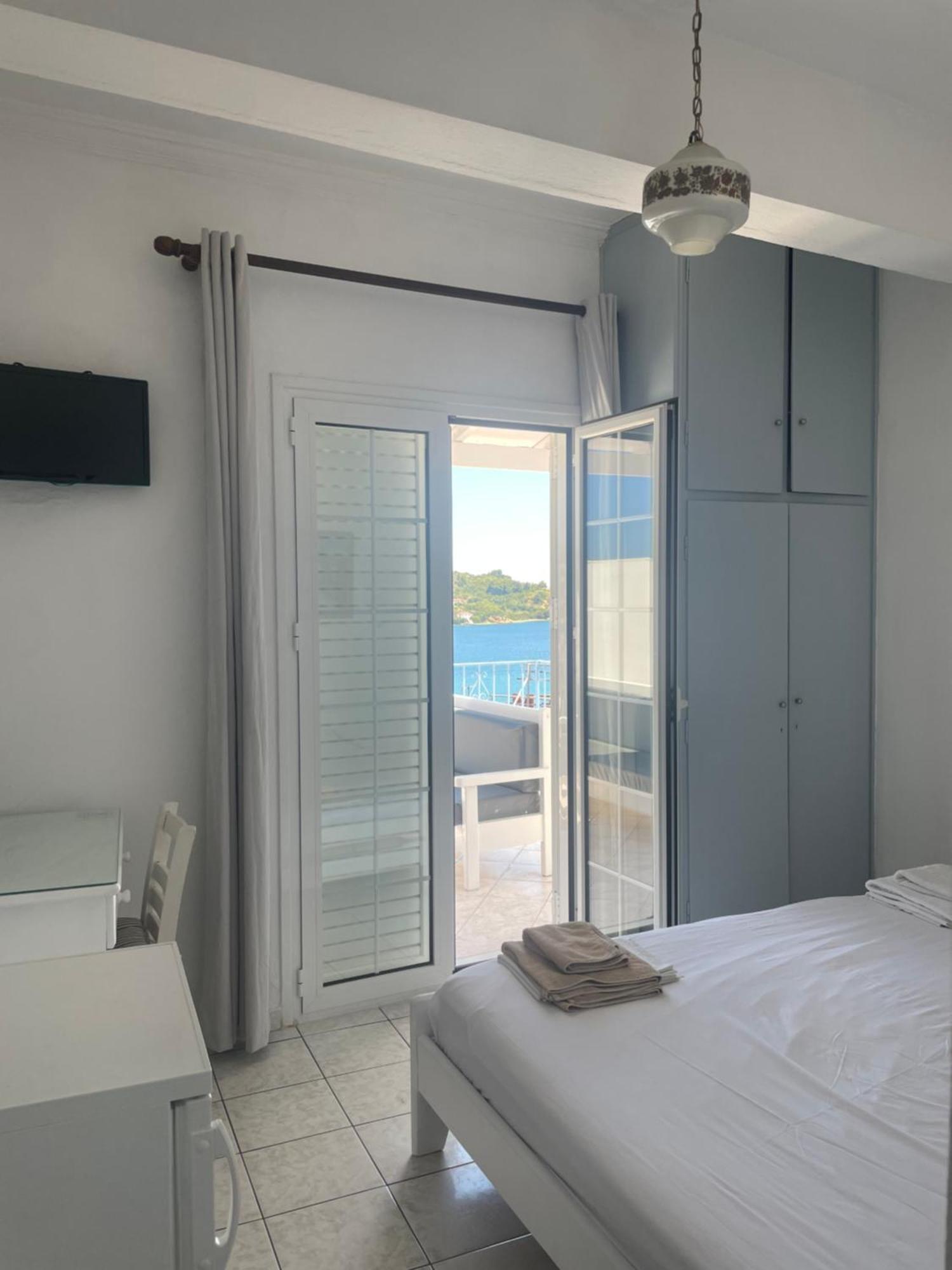 Double or Twin Room Sea View Terrace,1689840471:JPEG