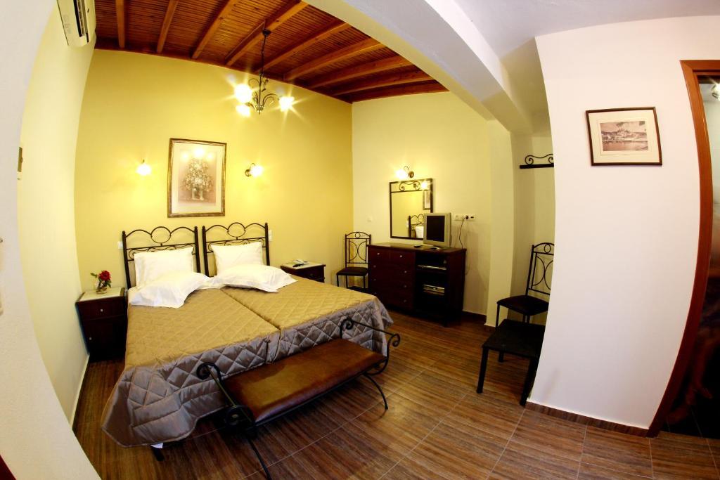Double or Twin Room,25218453:JPEG