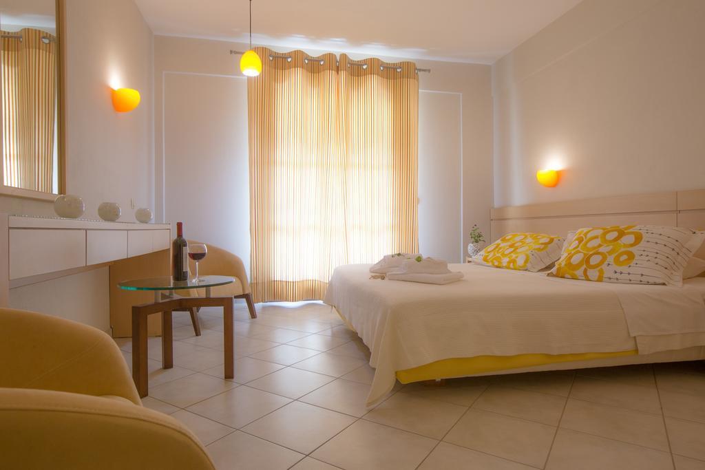 Double or Twin Room with Meteora View,377998348:JPEG