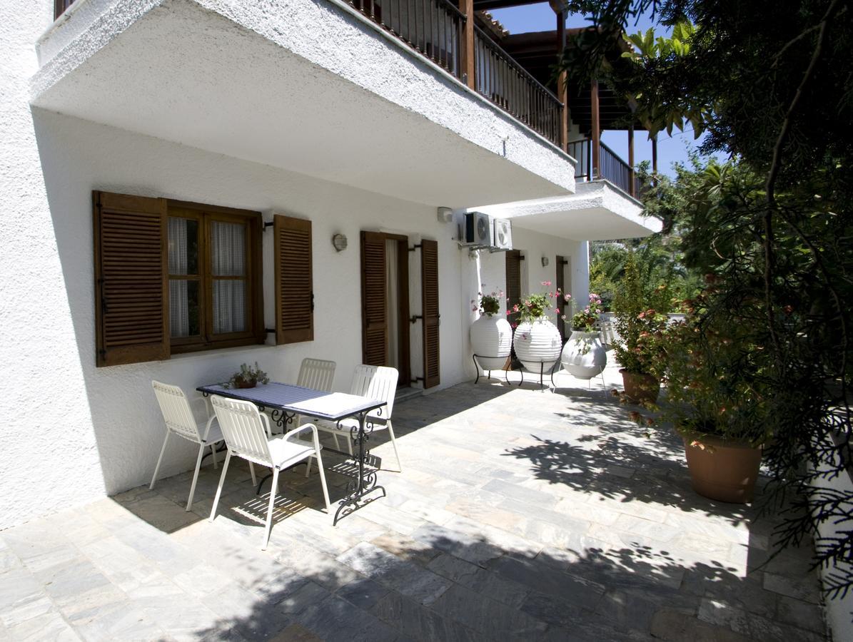 Villa with Garden View,634963809:JPEG