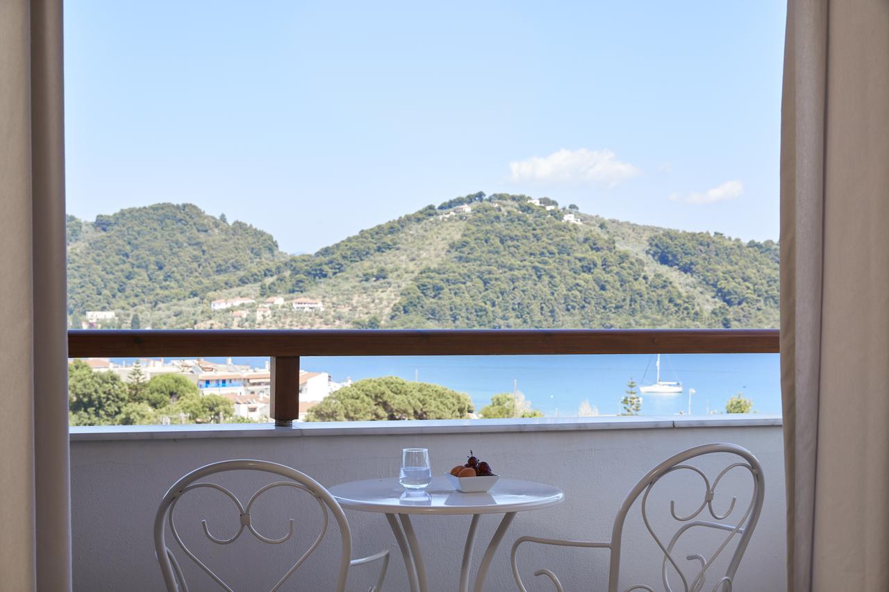 Three Bedroom Skiathos Living Sea View,821092040:JPEG