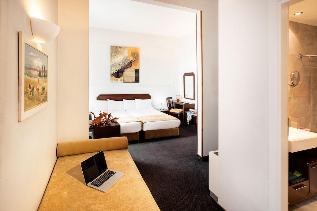 Junior Suite,815567387:JPEG