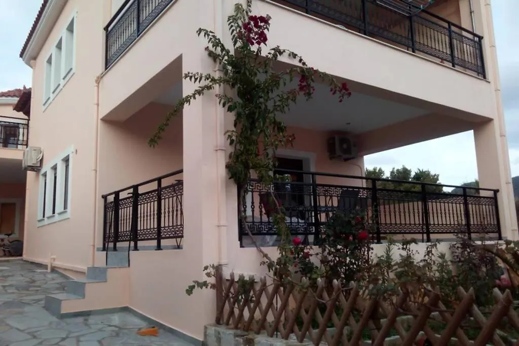 Meandros Apartment With Garden View-1