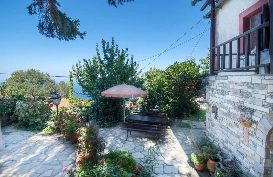 Traditional Guesthouse 4 Epoches-1