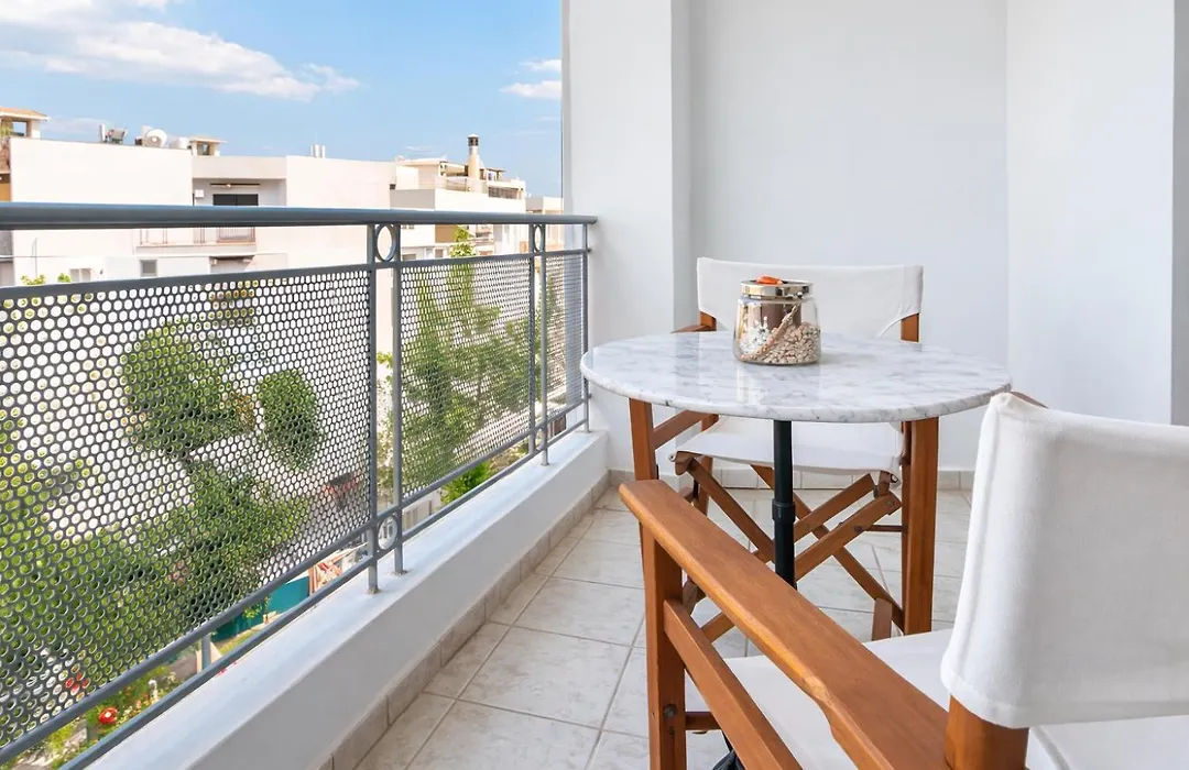 Coastal Apartments - Cozy Seaside Stay In Volos-1