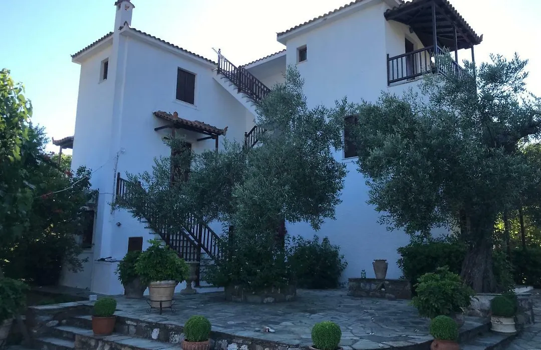 Marlitsis Apartments & Studios-1