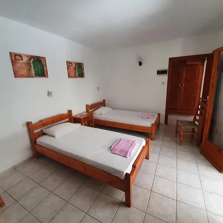 Dionisos Studios And Apts Skiathos-3