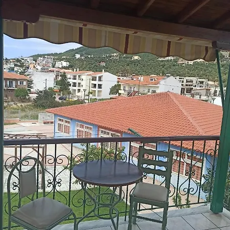 Giannis Studios-2