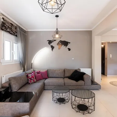 Mary'S Modern And Elegant Apartment-2
