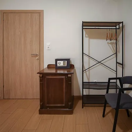 1951 Suites-2