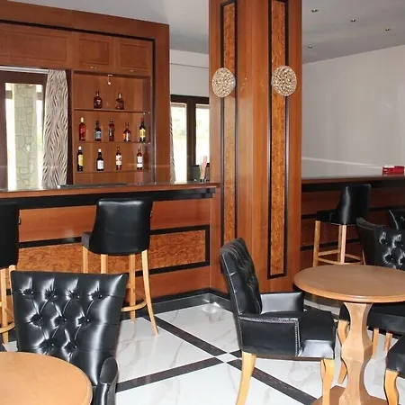 Grand Meteora Hotel-3
