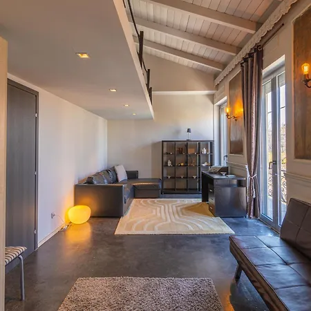 Sinanis City Home-3