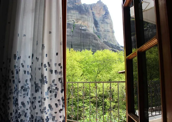 Homel Rocks -Elegant Apt 2Bd -Amazing Garden View Kalambaka