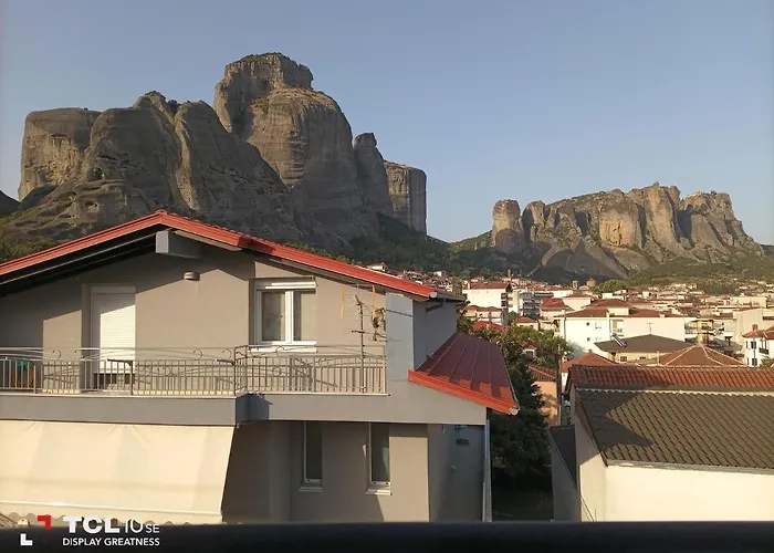 Meteora View Attic Apartment Kalambaka