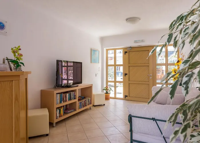 Ritsa Studios Skiathos Town