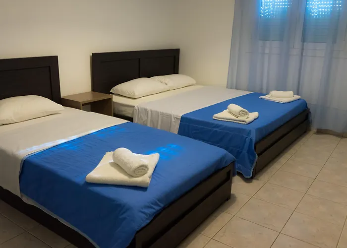 Δωμάτια Πολυκράτης Σκιάθος Πόλη