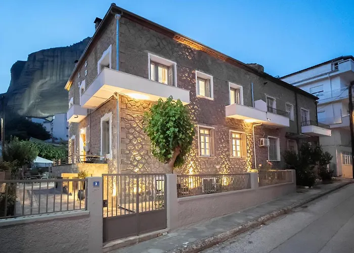 The Rock Guesthouse A 1923 Stone Heritage Home In Meteora Kalambaka admite animales