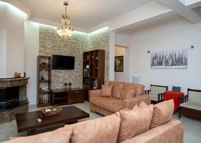Pet friendly My Home - Meteora, Central Apt - 2 Bd Kalambaka