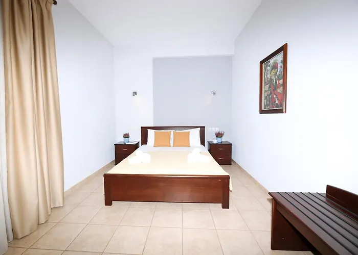 Palirria Hotel & Studios Καλά Νερά