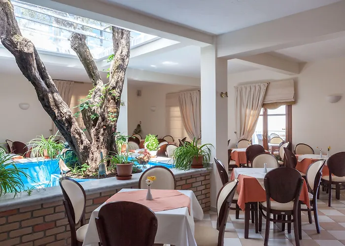 Hoteles de 4 Estrellas en Skopelos 