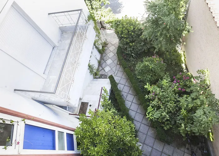 Nomads Rooms Τρίκαλα