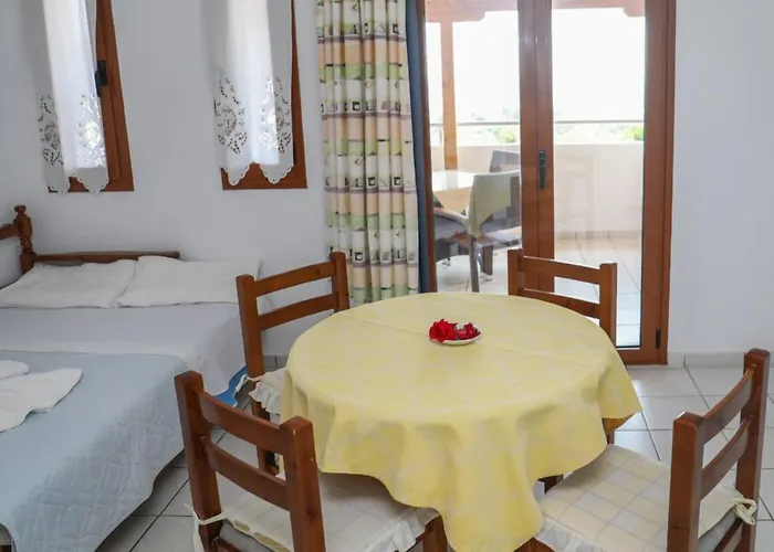 Zorbas Family House Hotel Troulos