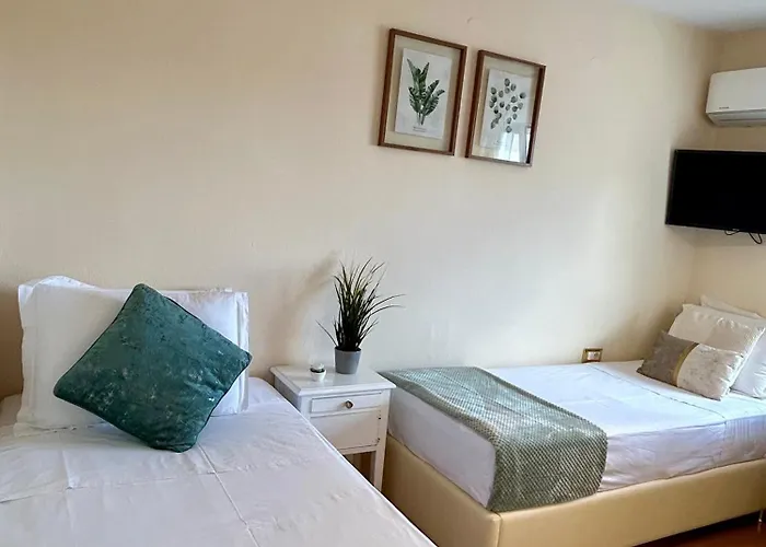 Bozikis House! A Cosy Apartment In The City Centre Città di Skiathos