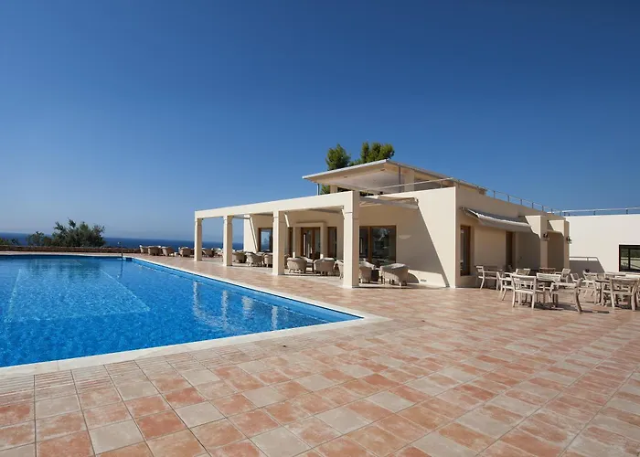 Alonissos Beach Bungalows And Suites Hotel Ισώματα